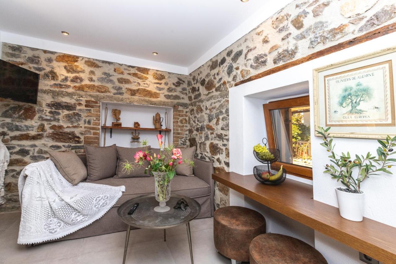 Nymphes House Pefkochori Villa Екстериор снимка