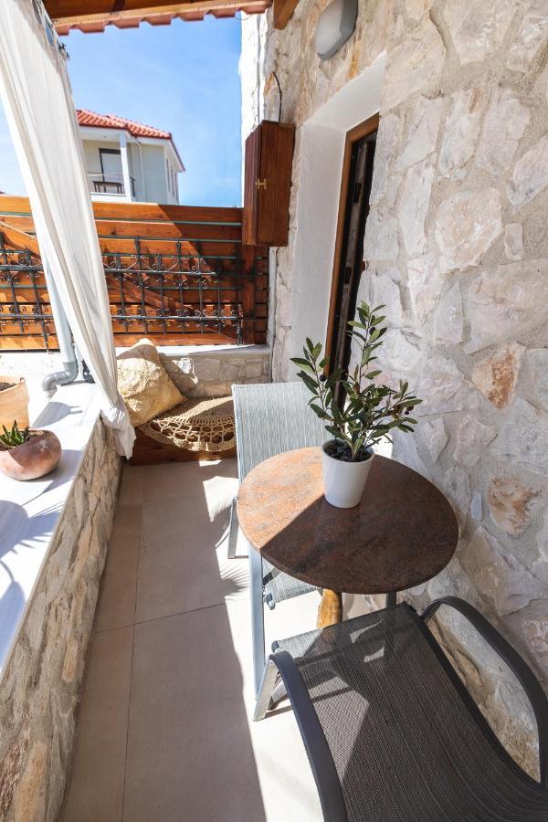 Nymphes House Pefkochori Villa Екстериор снимка